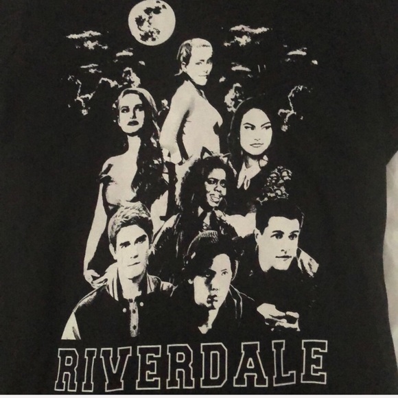 Riverdale T-Shirt - Picture 2 of 3